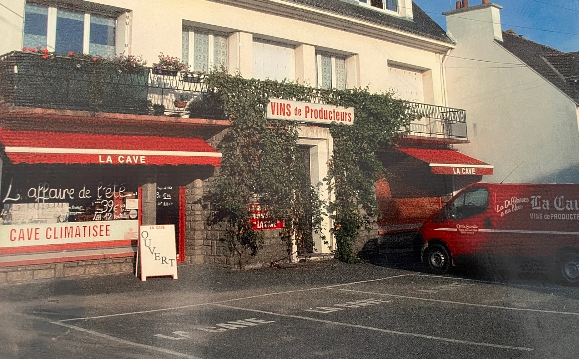 La Cave de Denis Scordia à Vannes, 1998